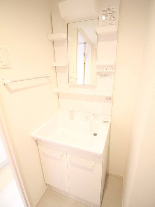 物件内観写真12　(洗面)