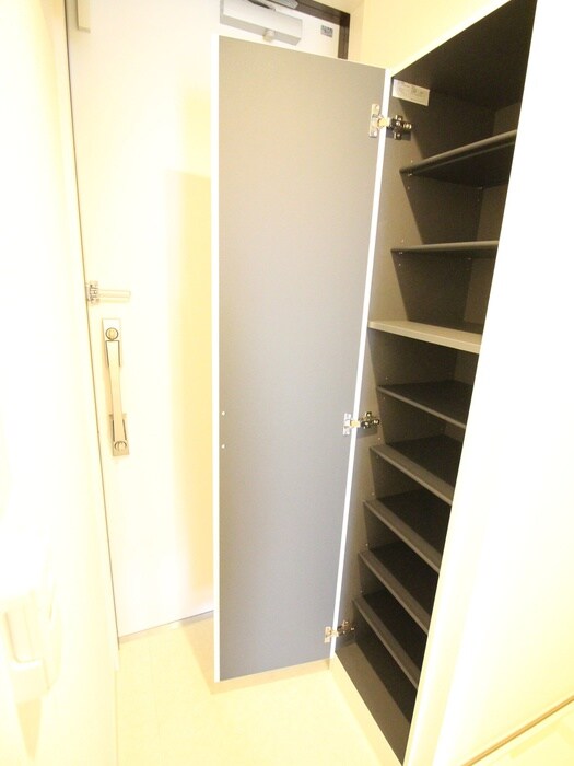 物件内観写真16　(靴箱)