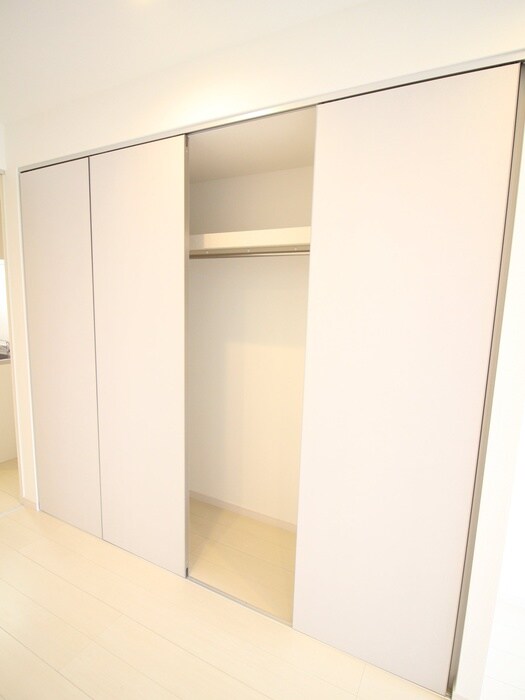 物件内観写真21　(収納)