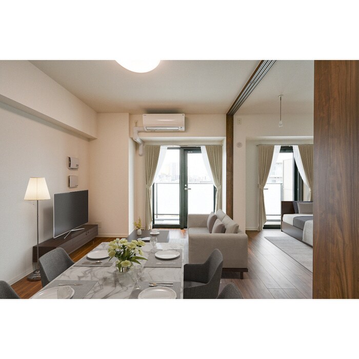 物件内観写真8　(室内からの展望)