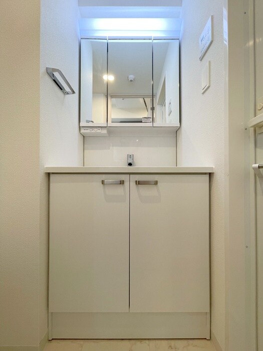 物件内観写真11　(洗面)