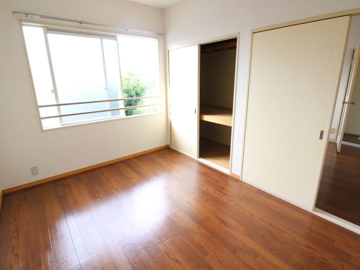 物件内観写真13　(居室)