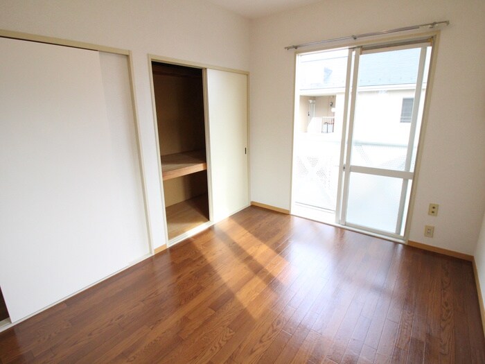 物件内観写真19　(居室)