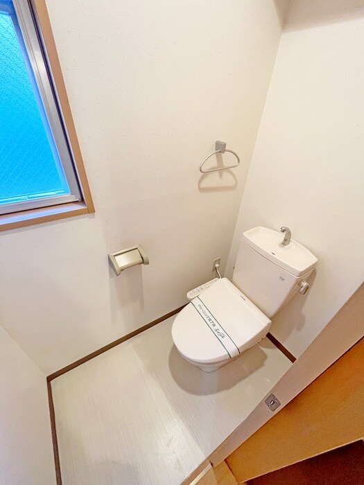 物件内観写真9　(トイレ)