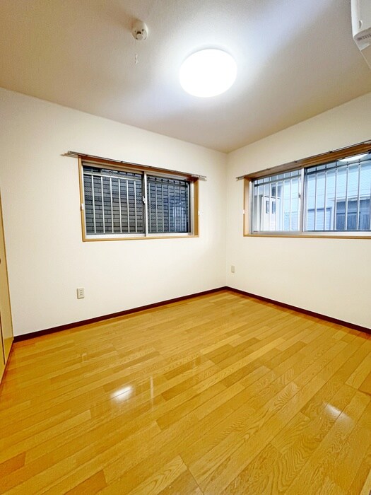 物件内観写真12　(居室)