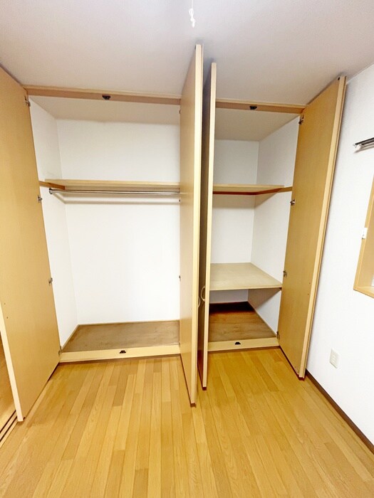 物件内観写真13　(収納)