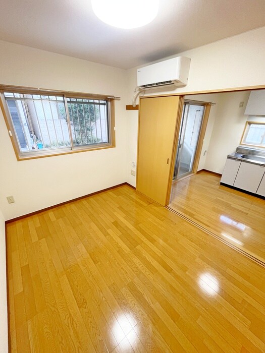 物件内観写真14　(居室)