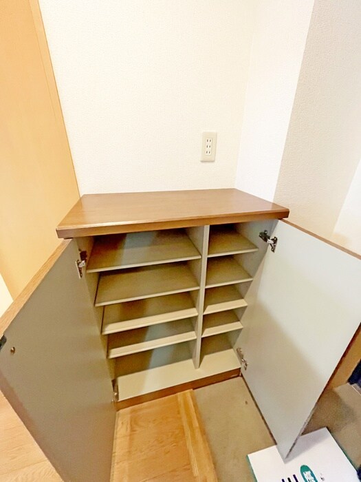 物件内観写真17　(靴箱)