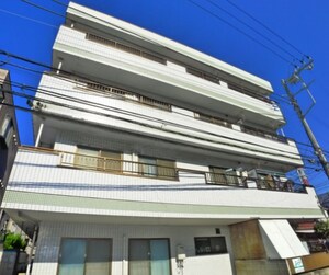 ヴィラスト－ンアンドウェル外観写真