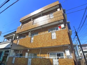 日正ハイム外観写真