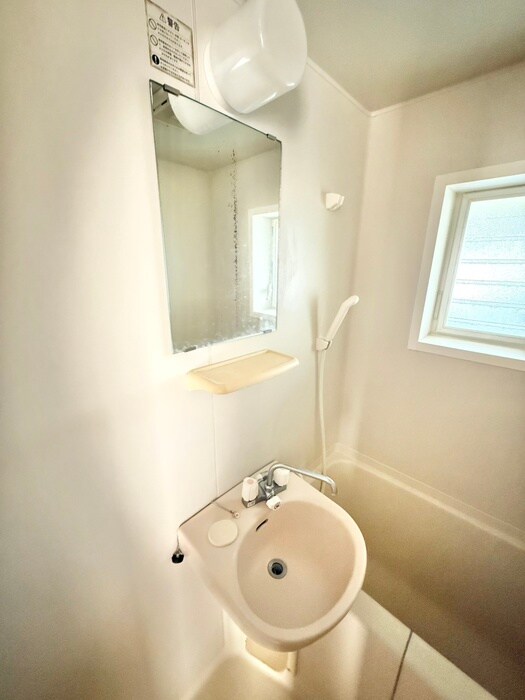 物件内観写真10　(洗面)