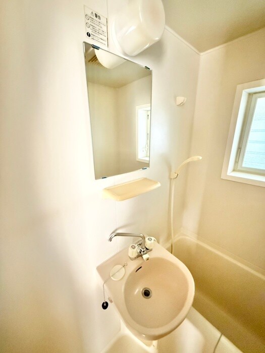 物件内観写真10　(洗面)