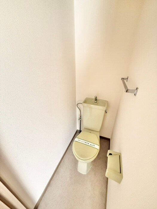 物件内観写真11　(トイレ)