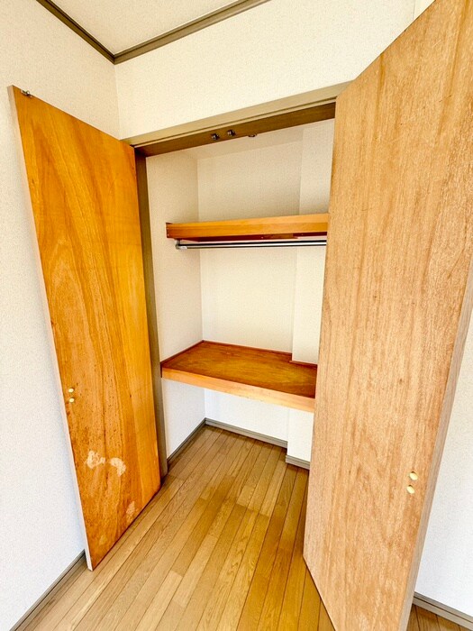 物件内観写真12　(収納)