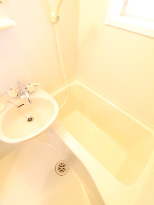 物件内観写真12　(バス／シャワールーム等)