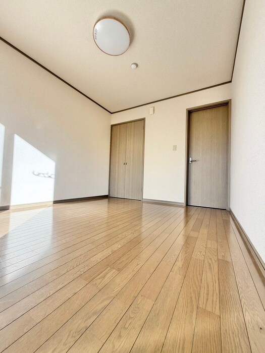 物件内観写真19　(居室)