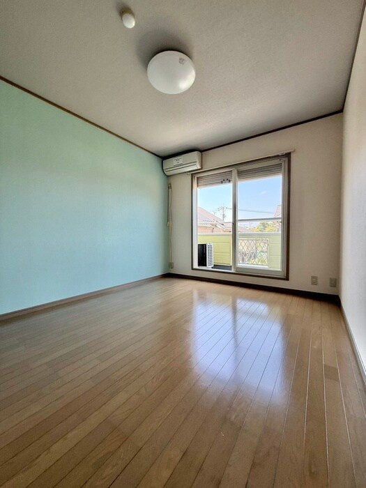 物件内観写真19　(居室)