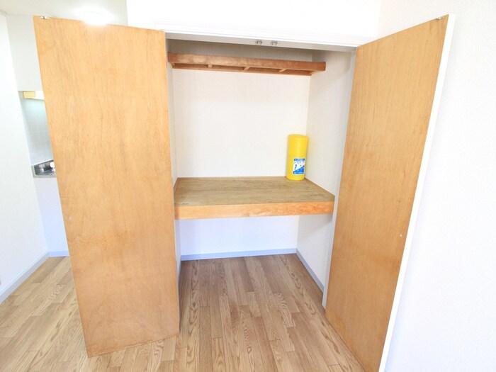 物件内観写真8　(収納)