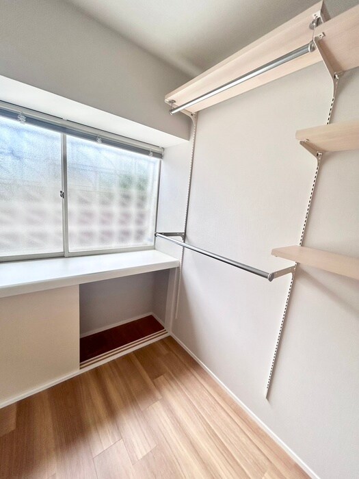 物件内観写真11　(収納)