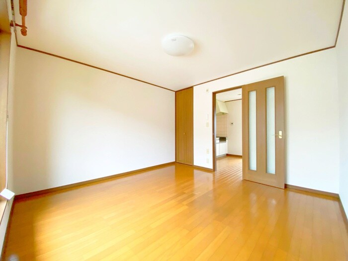 物件内観写真6　(居室)