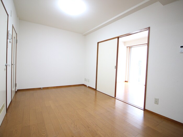 メゾン ミヤモトの居室