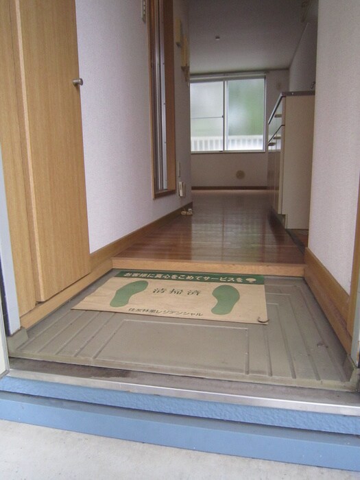 物件内観写真20　(玄関)