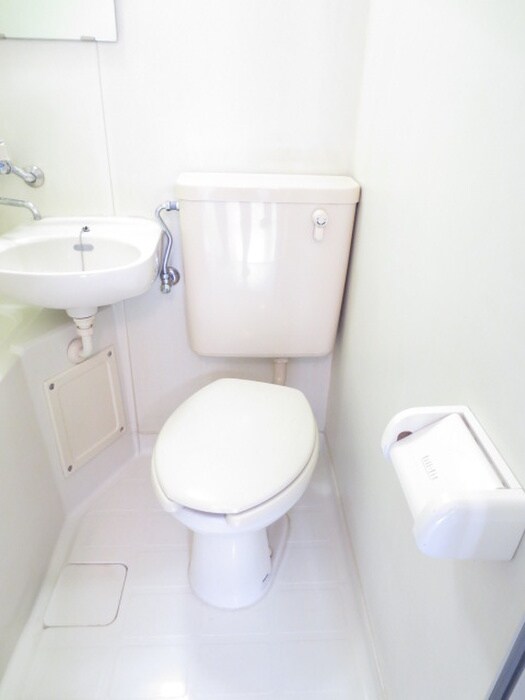 物件内観写真14　(トイレ)