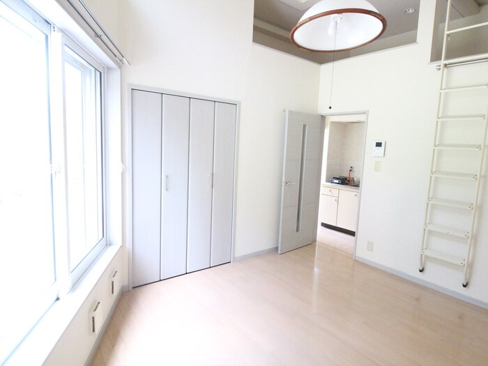 物件内観写真8　(居室)