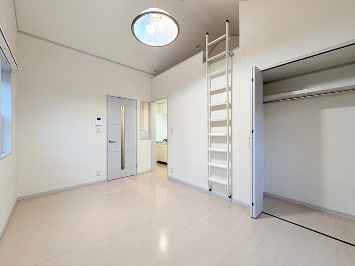 物件内観写真8　(居室)