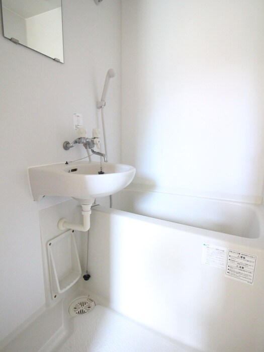 物件内観写真12　(バス／シャワールーム等)