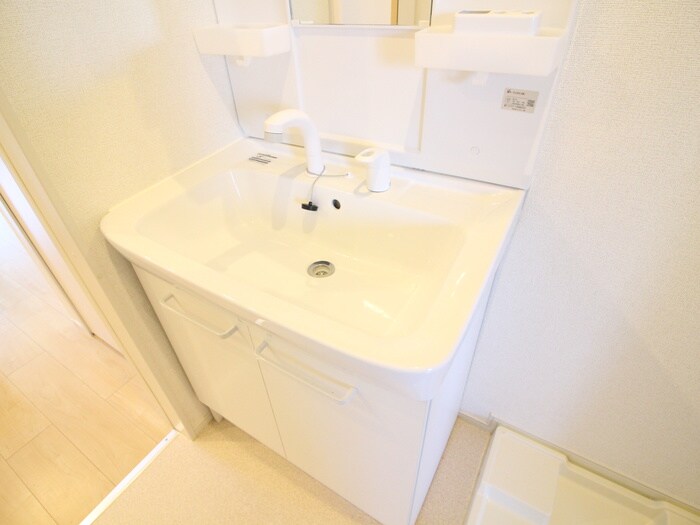 物件内観写真13　(洗面)