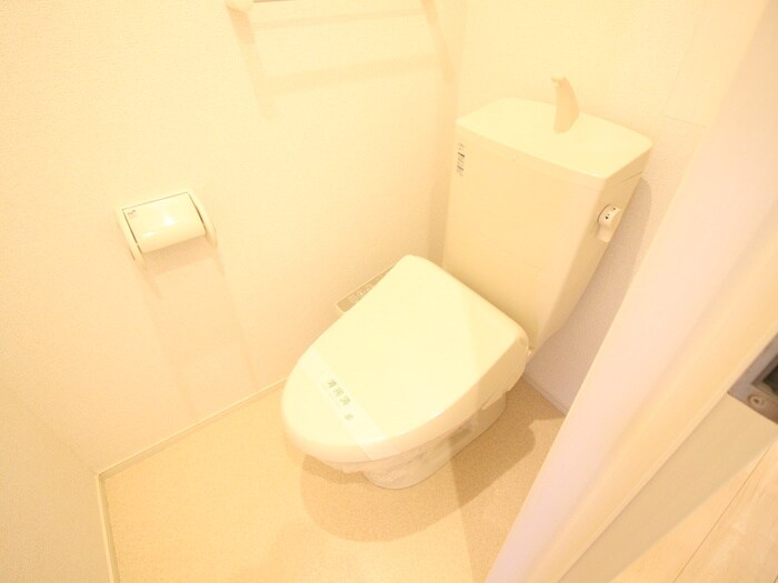 物件内観写真14　(トイレ)