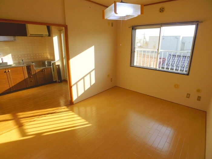 物件内観写真7　(居室)