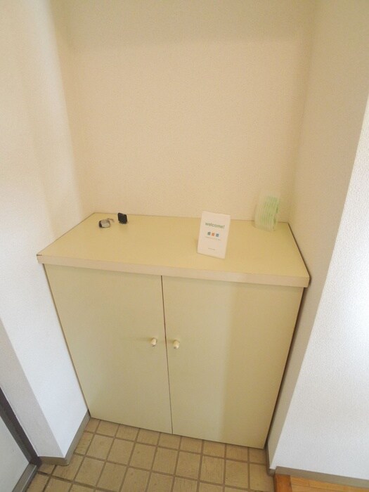 物件内観写真15　(靴箱)