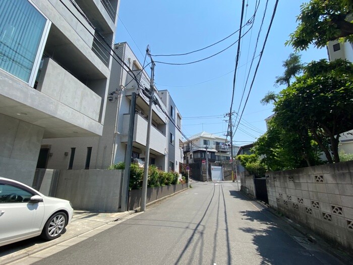 物件外観写真5　(周辺環境)