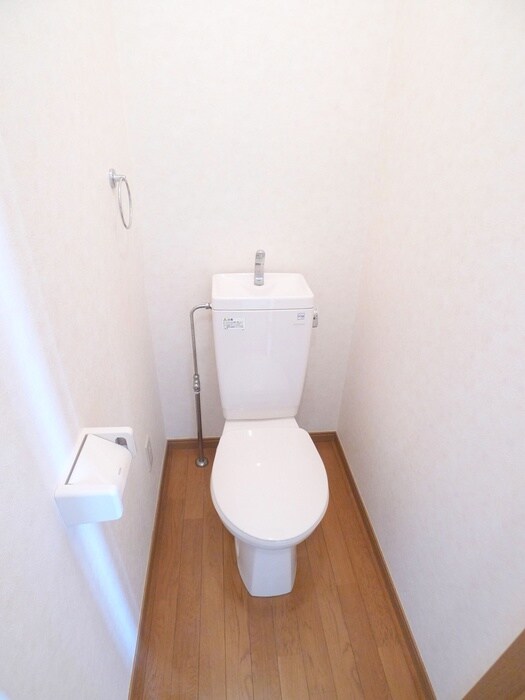 物件内観写真15　(トイレ)