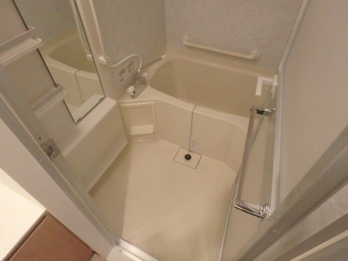 物件内観写真8　(バス／シャワールーム等)