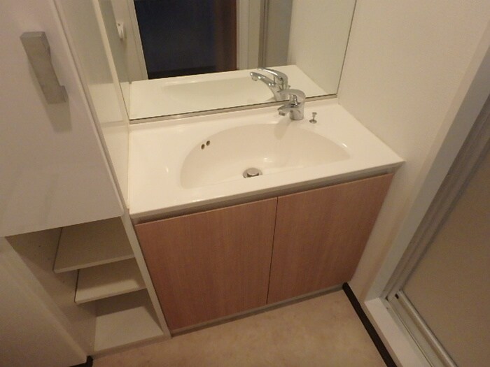 物件内観写真9　(洗面)