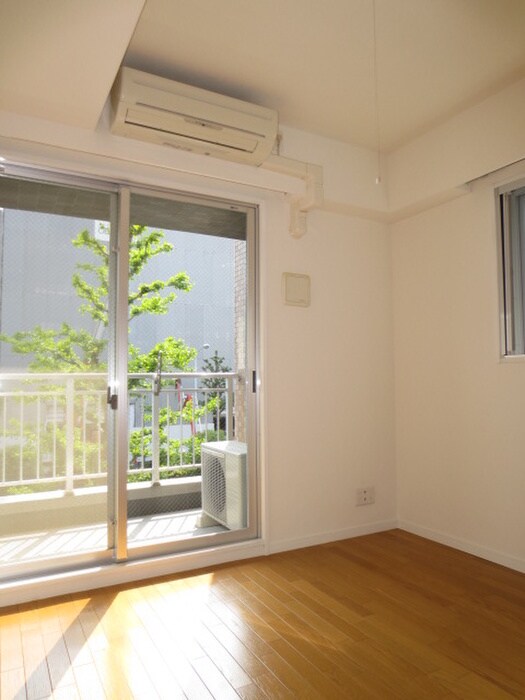 物件内観写真12　(居室)