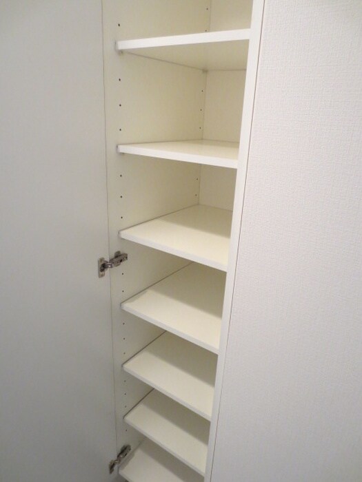 物件内観写真15　(靴箱)
