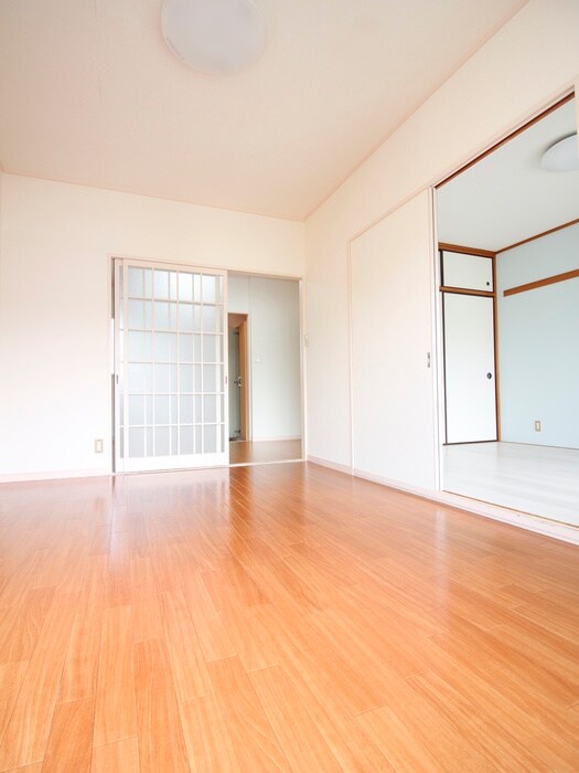 物件内観写真9　(居室)