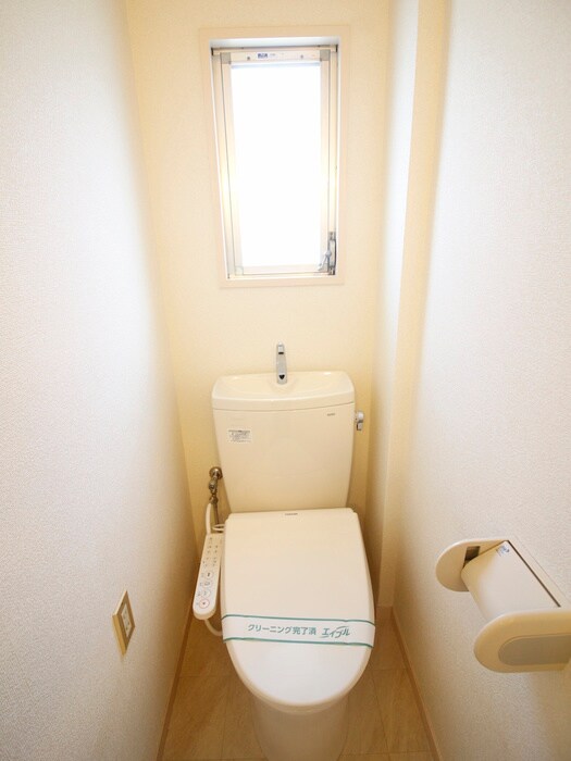 物件内観写真14　(トイレ)