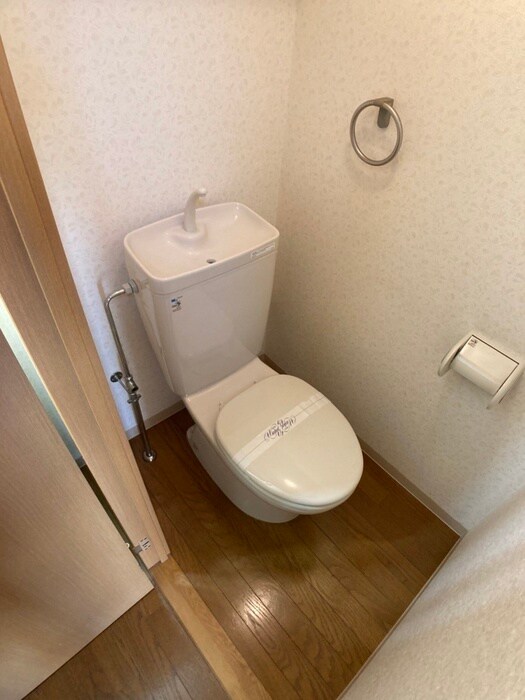 物件内観写真9　(トイレ)