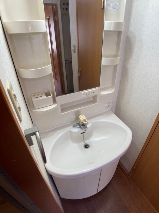 物件内観写真10　(洗面)