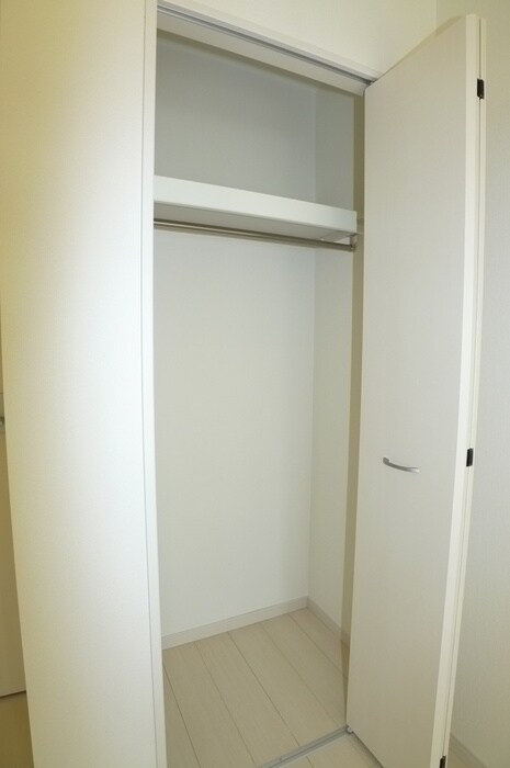 物件内観写真14　(収納)