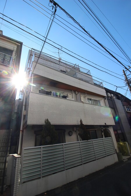 ウイング東北沢外観写真