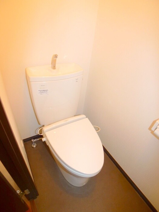 物件内観写真14　(トイレ)