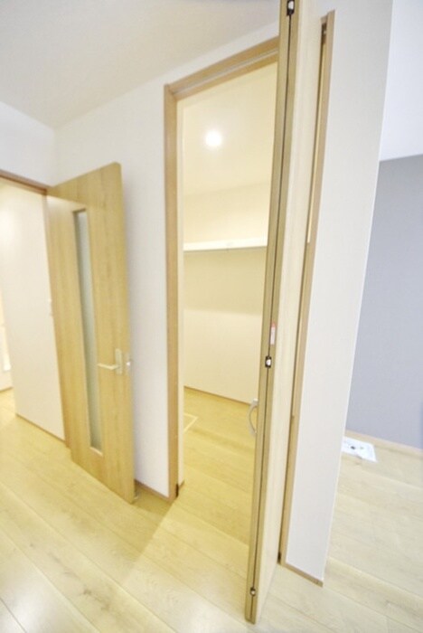 物件内観写真11　(収納)