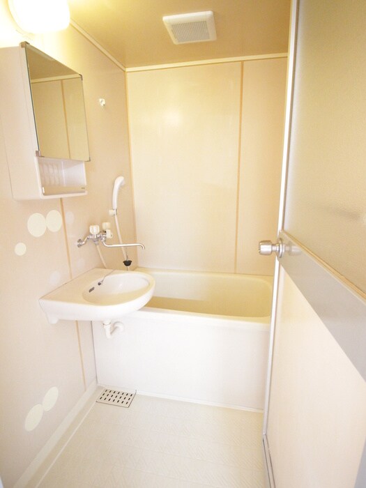 物件内観写真11　(バス／シャワールーム等)