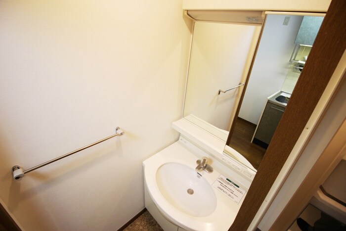 物件内観写真13　(洗面)